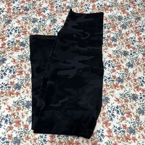 Lululemon Align High-Rise Crop 23”